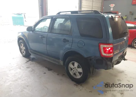 2010 Ford Escape Xlt z USA, uszkodzony, nr VIN 1FMCU0D7XAKA43870